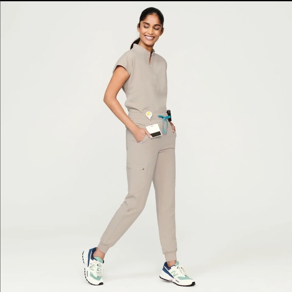 Figs Boulder NWT set